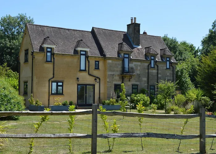 East Lodge