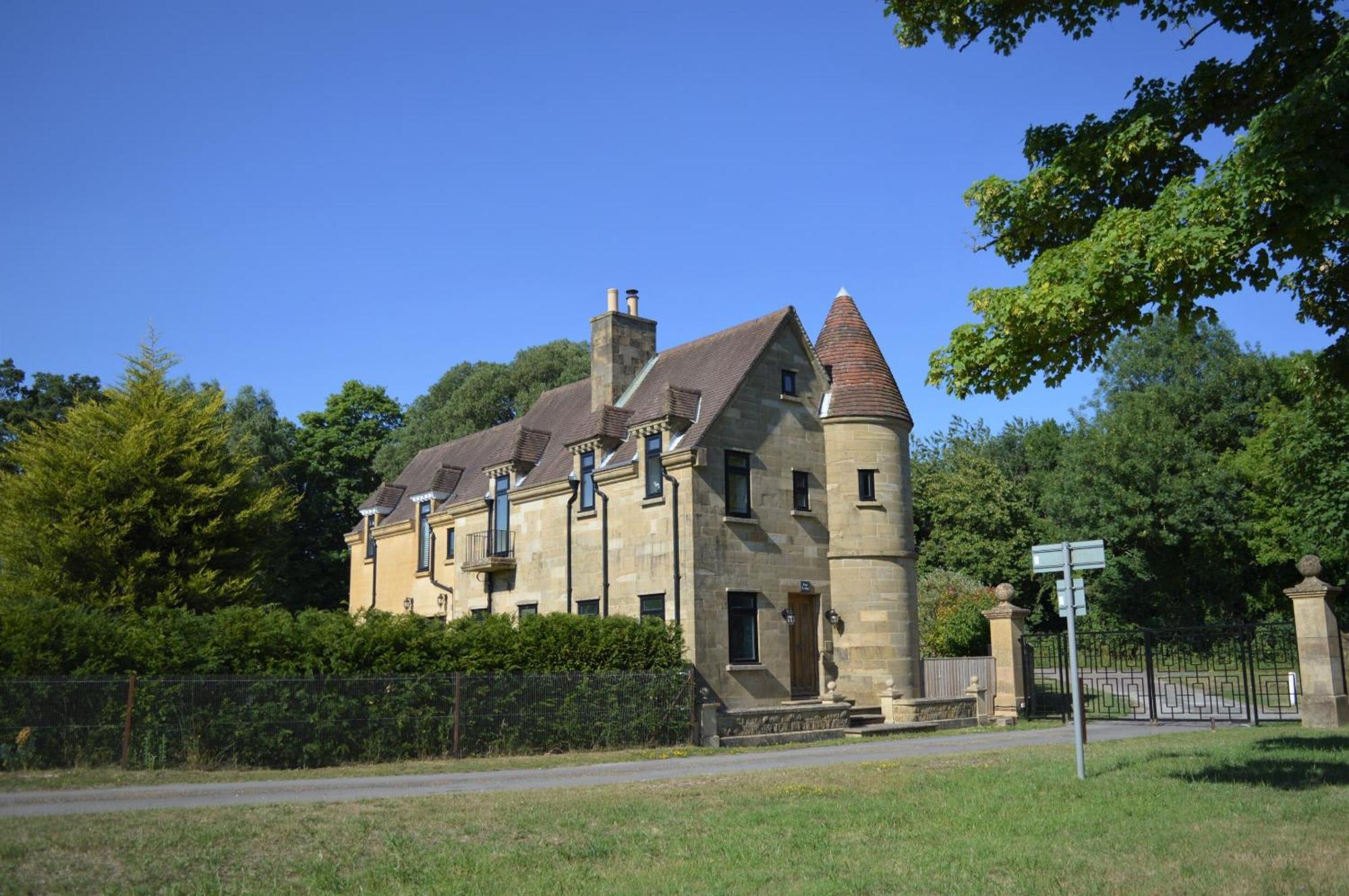 East Holiday home Bolney